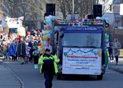 Rosenmontag In Jena Farbe Und Frohsinn Erlebte Winzerla 01